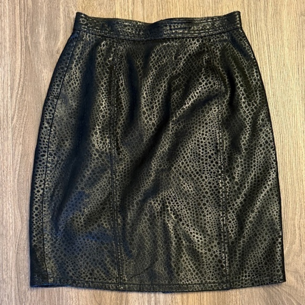 Vintage Banana Republic Black Textured leather Pencil Skirt